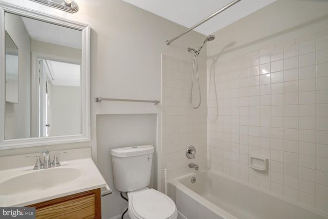 6569 RUNDALE CT, Alexandria, VA 22315