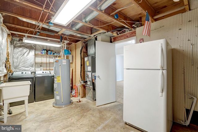 6569 RUNDALE CT, Alexandria, VA 22315