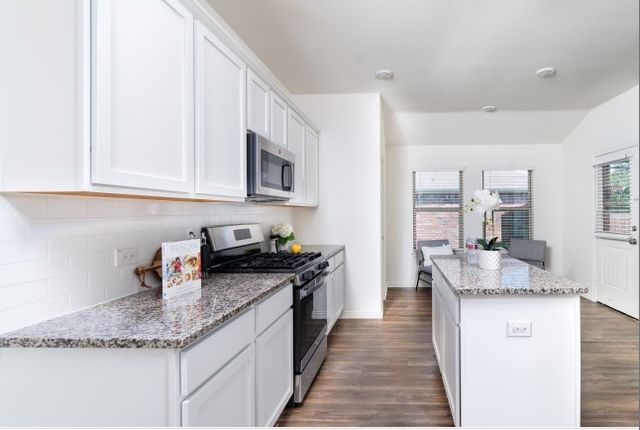 1215 Chapel Hill Drive, Anna, TX 75409