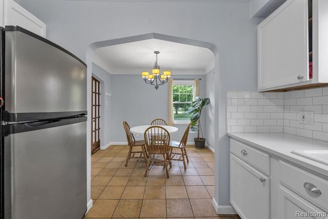 23144 Myrtle Street, Dearborn, MI 48128