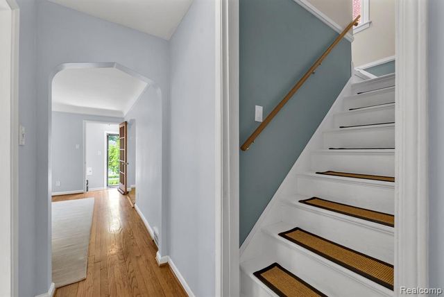 23144 Myrtle Street, Dearborn, MI 48128