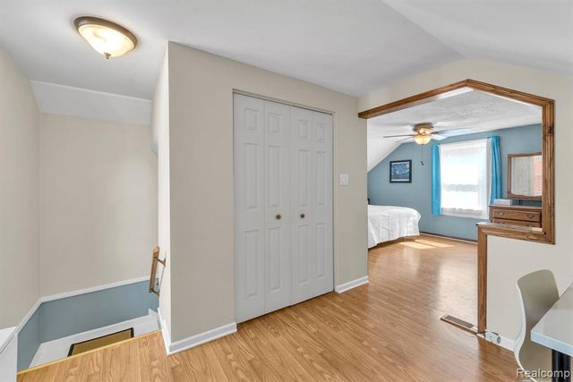 23144 Myrtle Street, Dearborn, MI 48128
