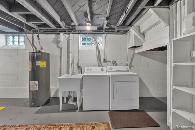 23144 Myrtle Street, Dearborn, MI 48128
