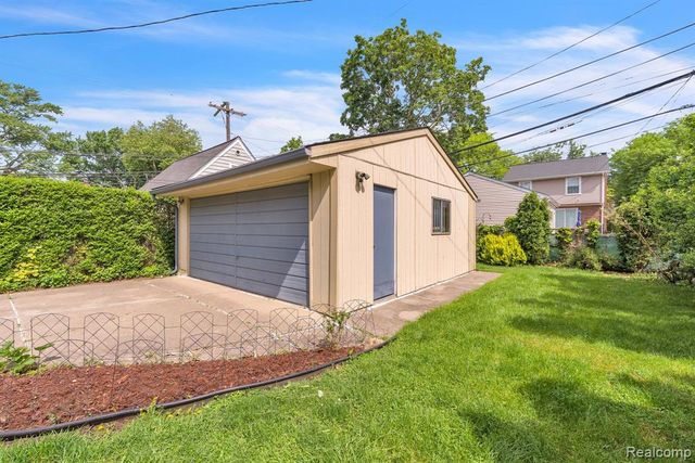 23144 Myrtle Street, Dearborn, MI 48128