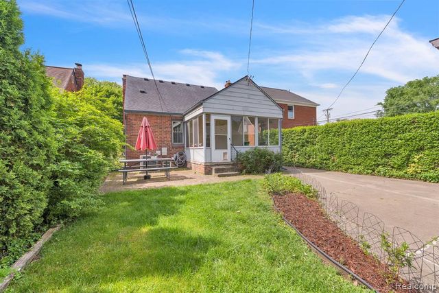 23144 Myrtle Street, Dearborn, MI 48128