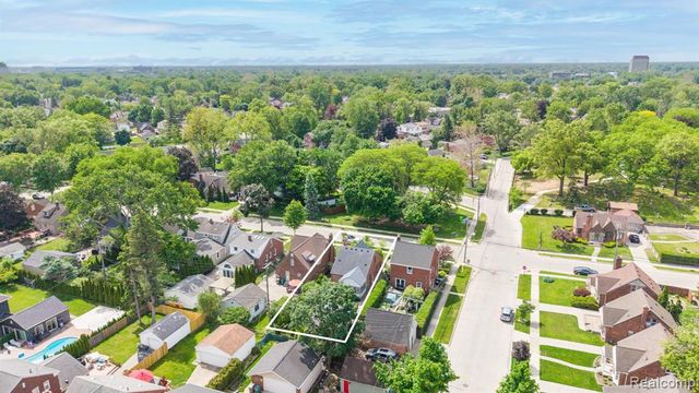 23144 Myrtle Street, Dearborn, MI 48128