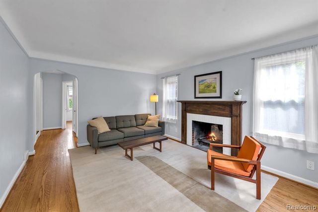 23144 Myrtle Street, Dearborn, MI 48128