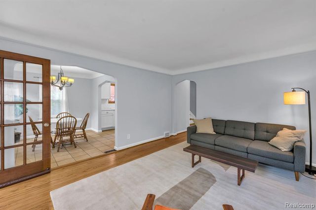 23144 Myrtle Street, Dearborn, MI 48128