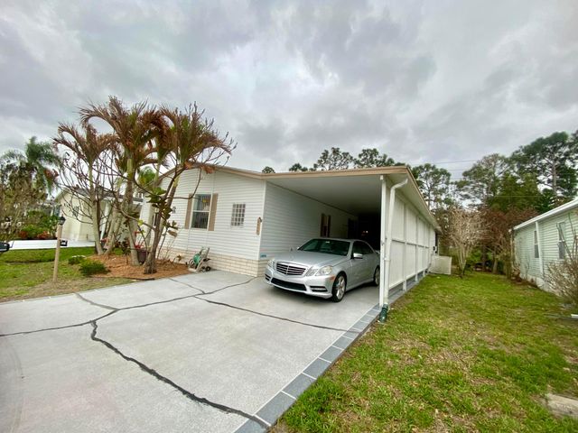 4440 SE Sweetwood Way, Stuart, FL 34997