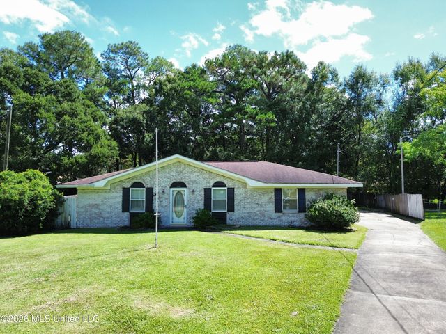 1800 Pat Drive, Gautier, MS 39553