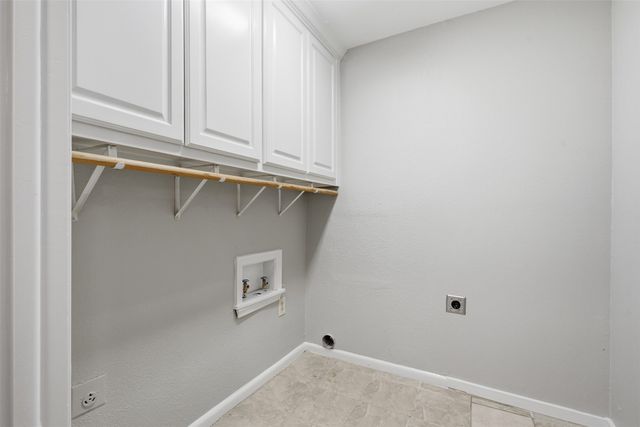 3202 S Country Club Road, Garland, TX 75043