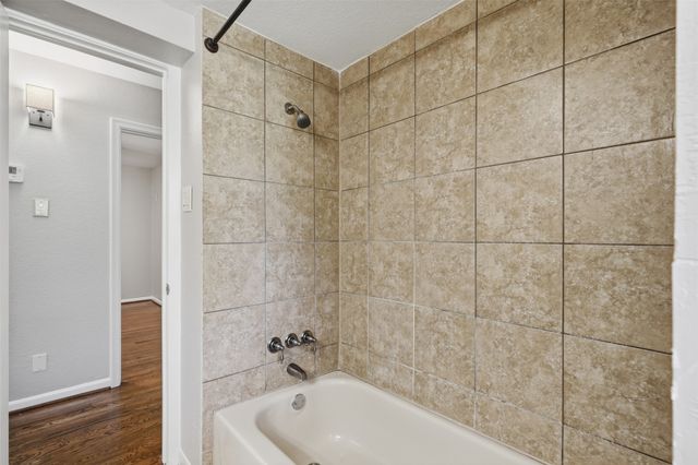3202 S Country Club Road, Garland, TX 75043