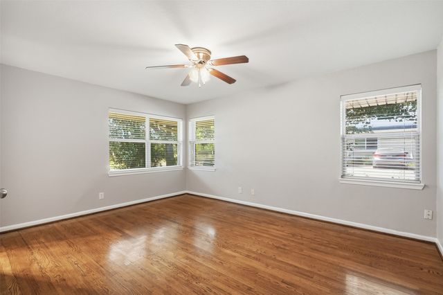 3202 S Country Club Road, Garland, TX 75043