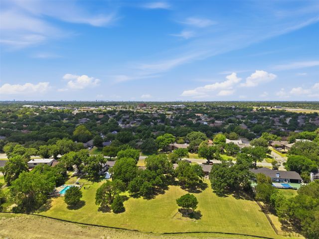 3202 S Country Club Road, Garland, TX 75043