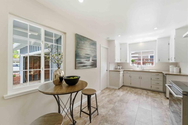 381 Manchester Avenue, Campbell, CA 95008
