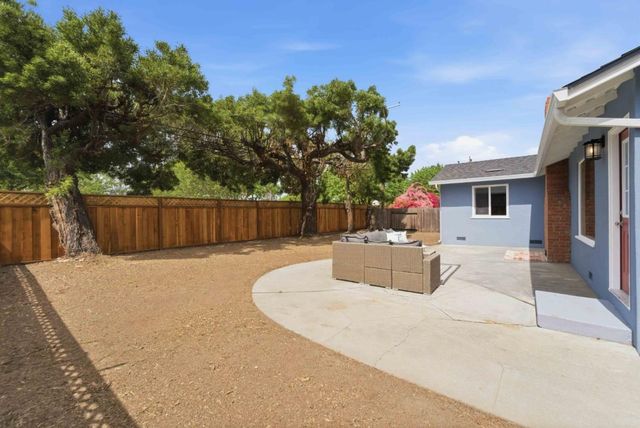 381 Manchester Avenue, Campbell, CA 95008