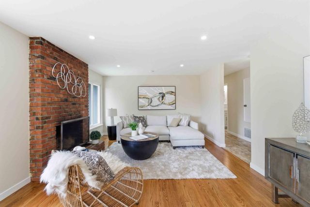 381 Manchester Avenue, Campbell, CA 95008