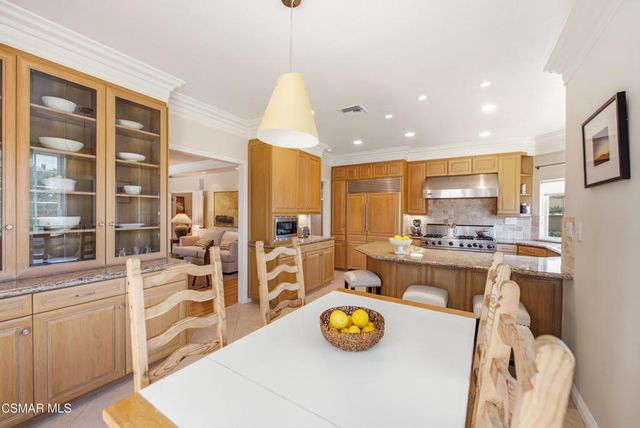 5801 Middle Crest Drive, Agoura Hills, CA 91301