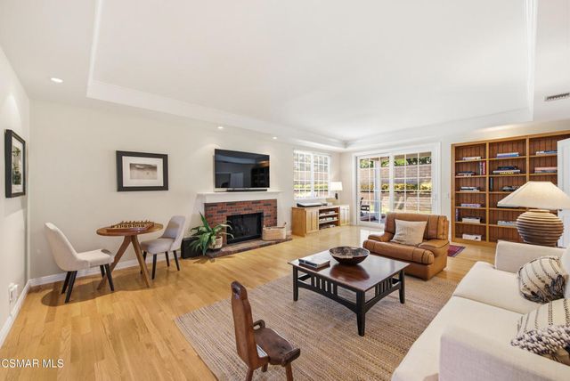 5801 Middle Crest Drive, Agoura Hills, CA 91301