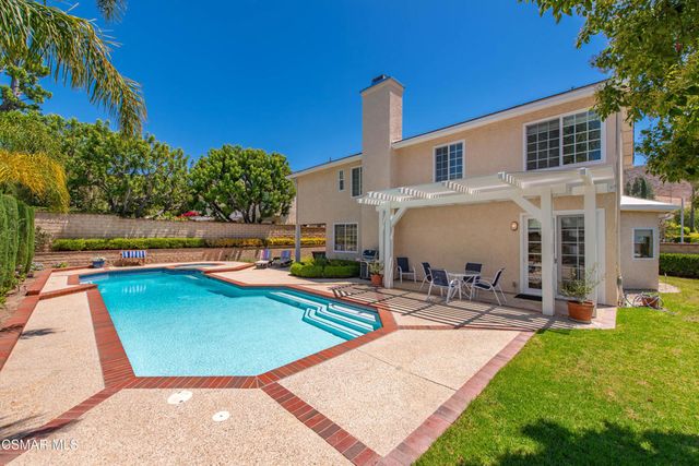 5801 Middle Crest Drive, Agoura Hills, CA 91301