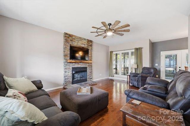 208 Bennington Drive, Stanley, NC 28164