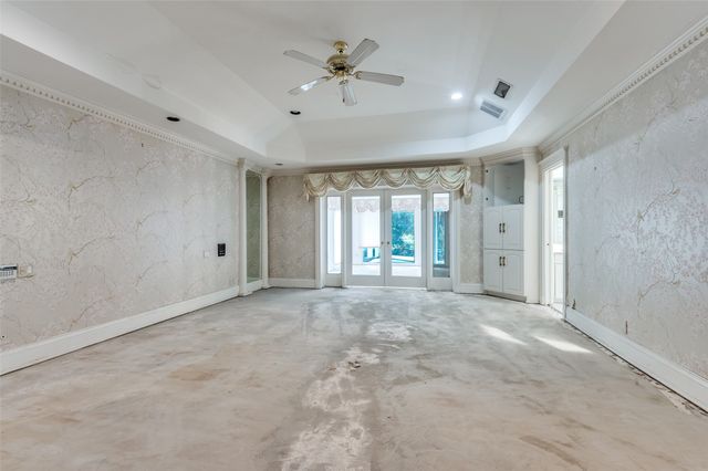 8400 Cardinal Lane, North Richland Hills, TX 76182