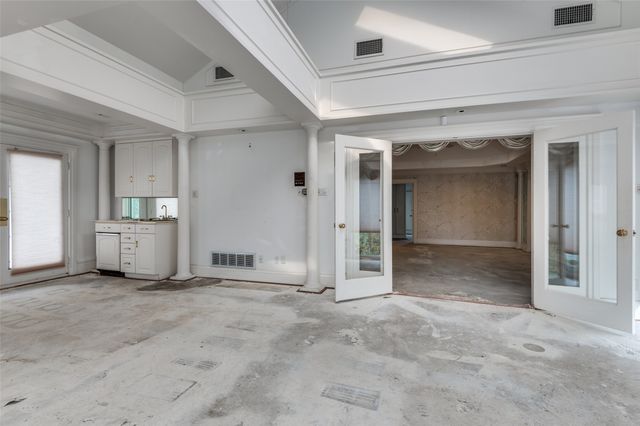 8400 Cardinal Lane, North Richland Hills, TX 76182