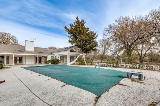 8400 Cardinal Lane, North Richland Hills, TX 76182