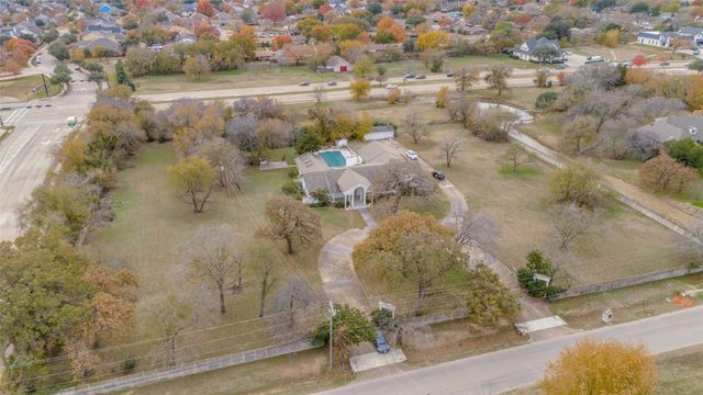 8400 Cardinal Lane, North Richland Hills, TX 76182