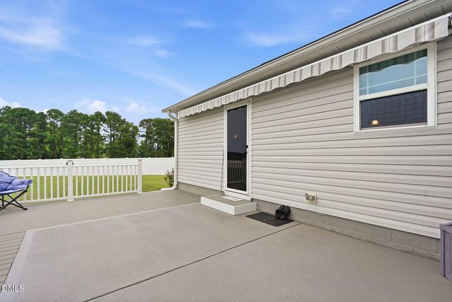 55 Fall Bridge Circle, Benson, NC 27504
