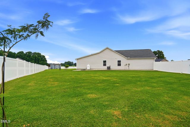55 Fall Bridge Circle, Benson, NC 27504