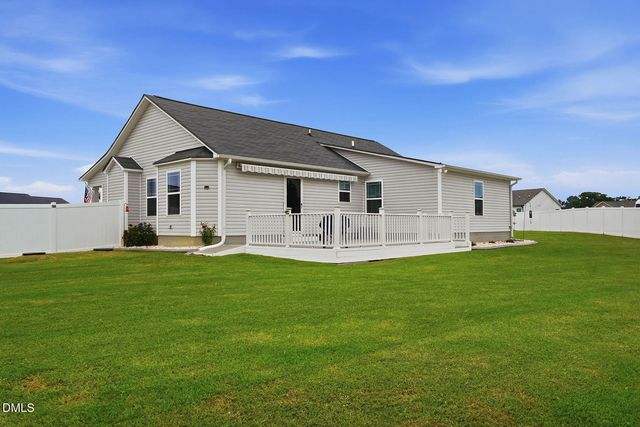55 Fall Bridge Circle, Benson, NC 27504