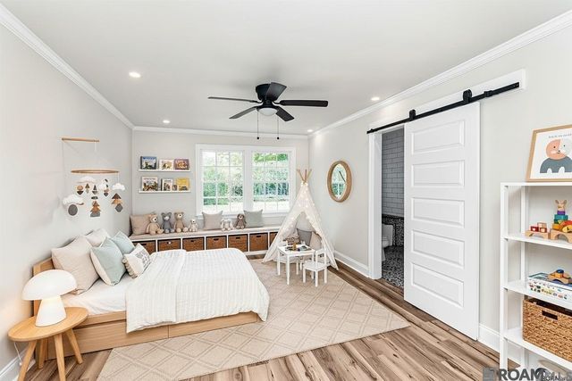 275 E Riveroaks Dr, Baton Rouge, LA 70815