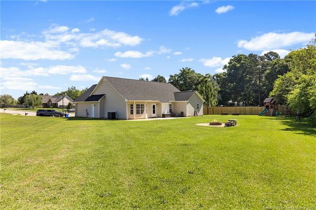 135 Kennedy Drive, Raeford, NC 28376