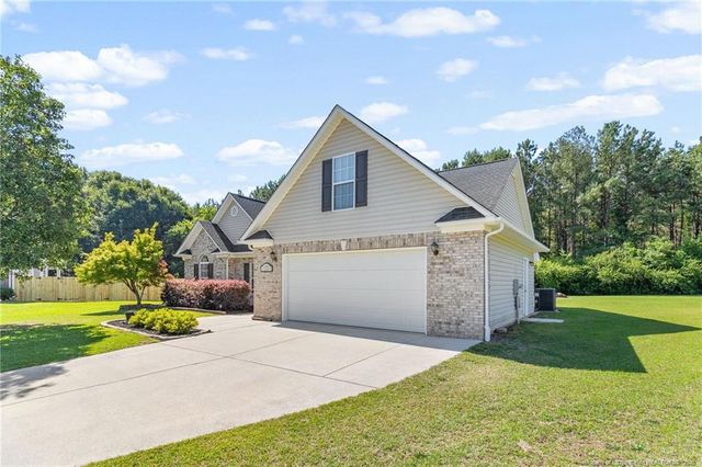 135 Kennedy Drive, Raeford, NC 28376