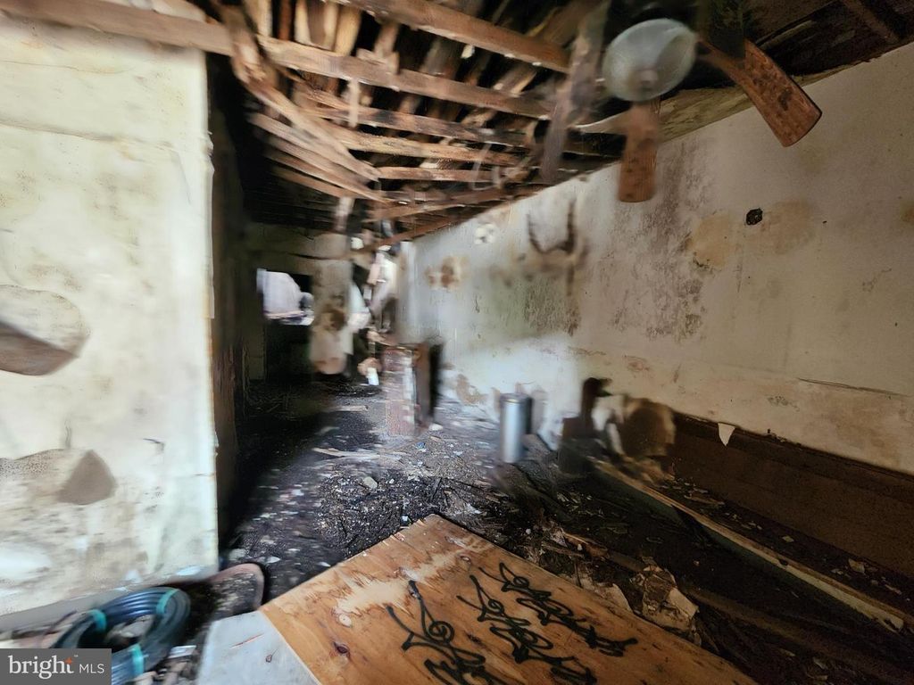 Image 6 of property listing at 2117 E FAYETTE ST, Baltimore, MD 21231