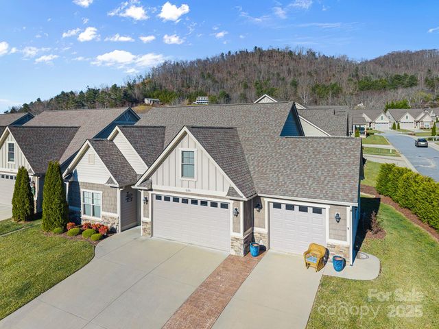 235 Windstone Drive, Fletcher, NC 28732