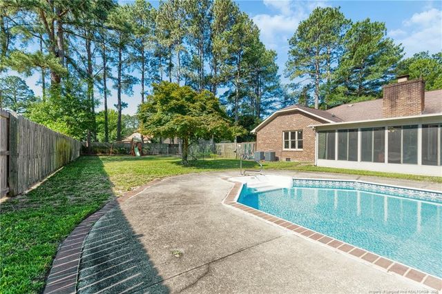 6481 Windy Creek Way, Fayetteville, NC 28306