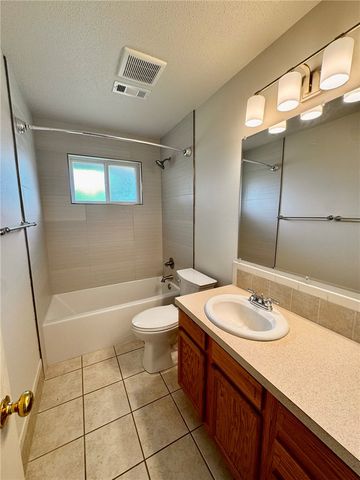 1821 S Beth Drive, Rogers, AR 72758