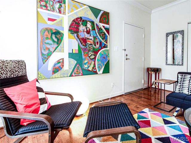 5677 Waterman 32, St Louis, MO 63112
