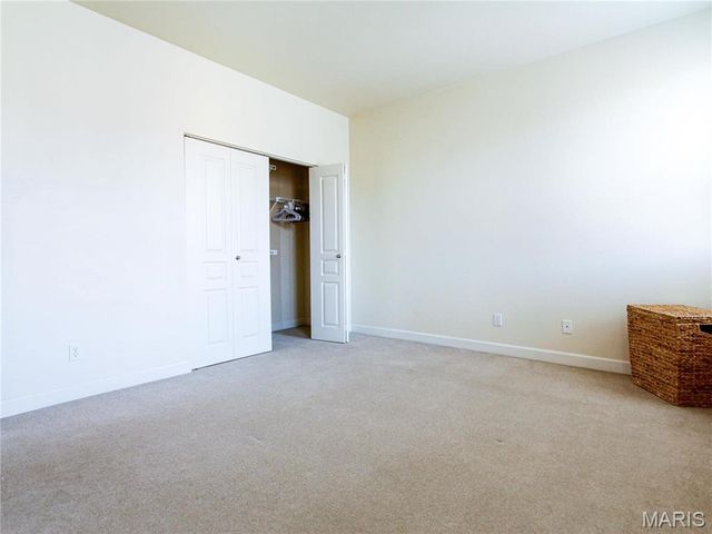 5677 Waterman 32, St Louis, MO 63112
