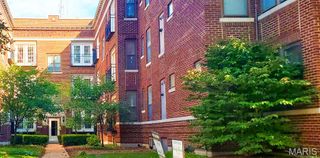 5677 Waterman 32, St Louis, MO 63112