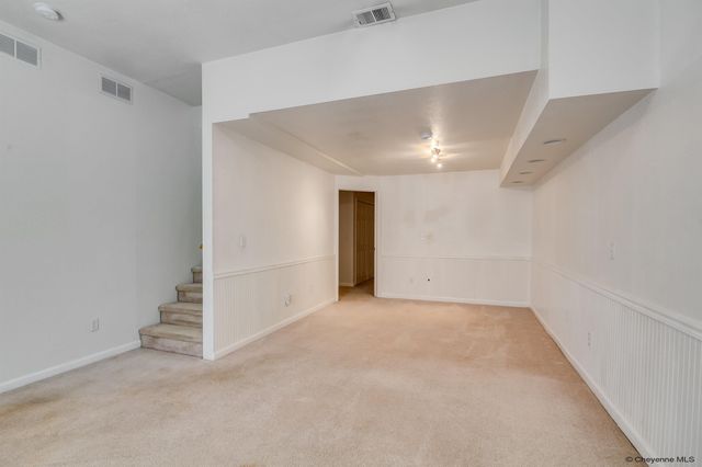 1721 APPALOOSA DR, Cheyenne, WY 82001