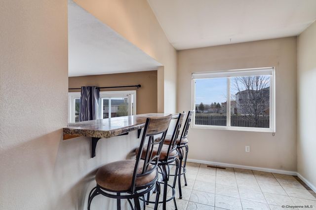 1721 APPALOOSA DR, Cheyenne, WY 82001