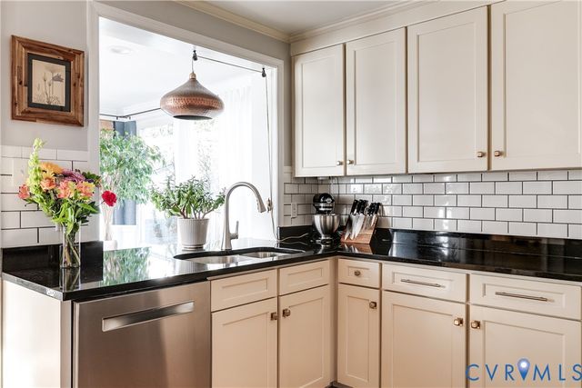 4113 Wythe Ave, Richmond, VA 23221