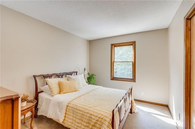 1507 NE 98th Street, Kansas City, MO 64155