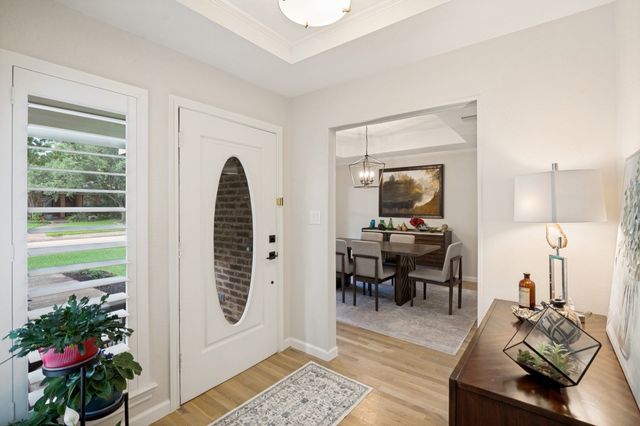 4015 Lawngate Drive, Dallas, TX 75287