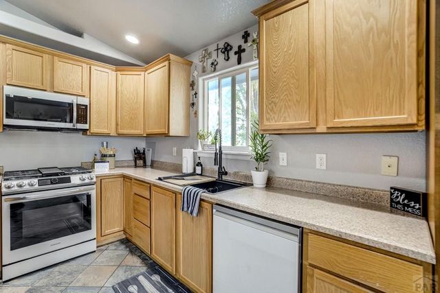 4880 Warbler Court, Pueblo, CO 81008