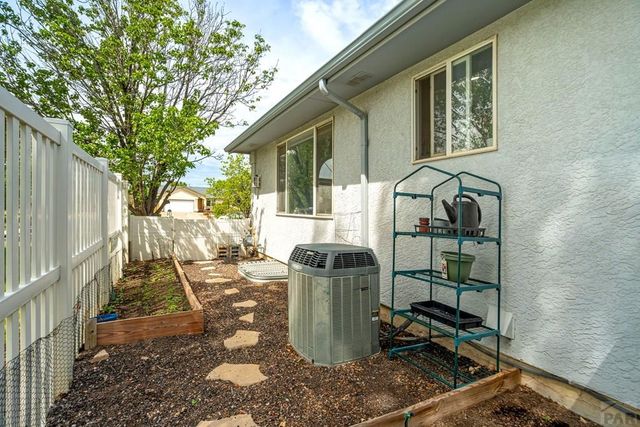 4880 Warbler Court, Pueblo, CO 81008