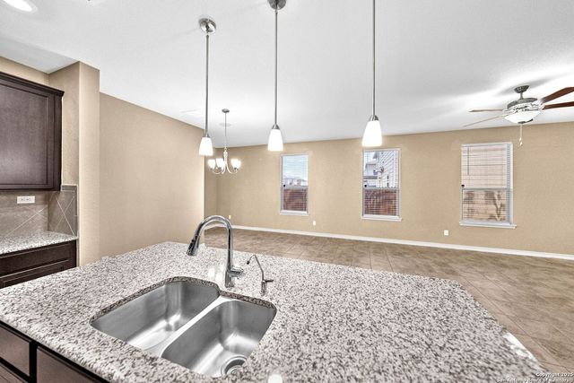 3131 Comanche Crossing, San Antonio, TX 78224
